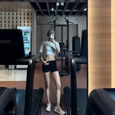 张凡